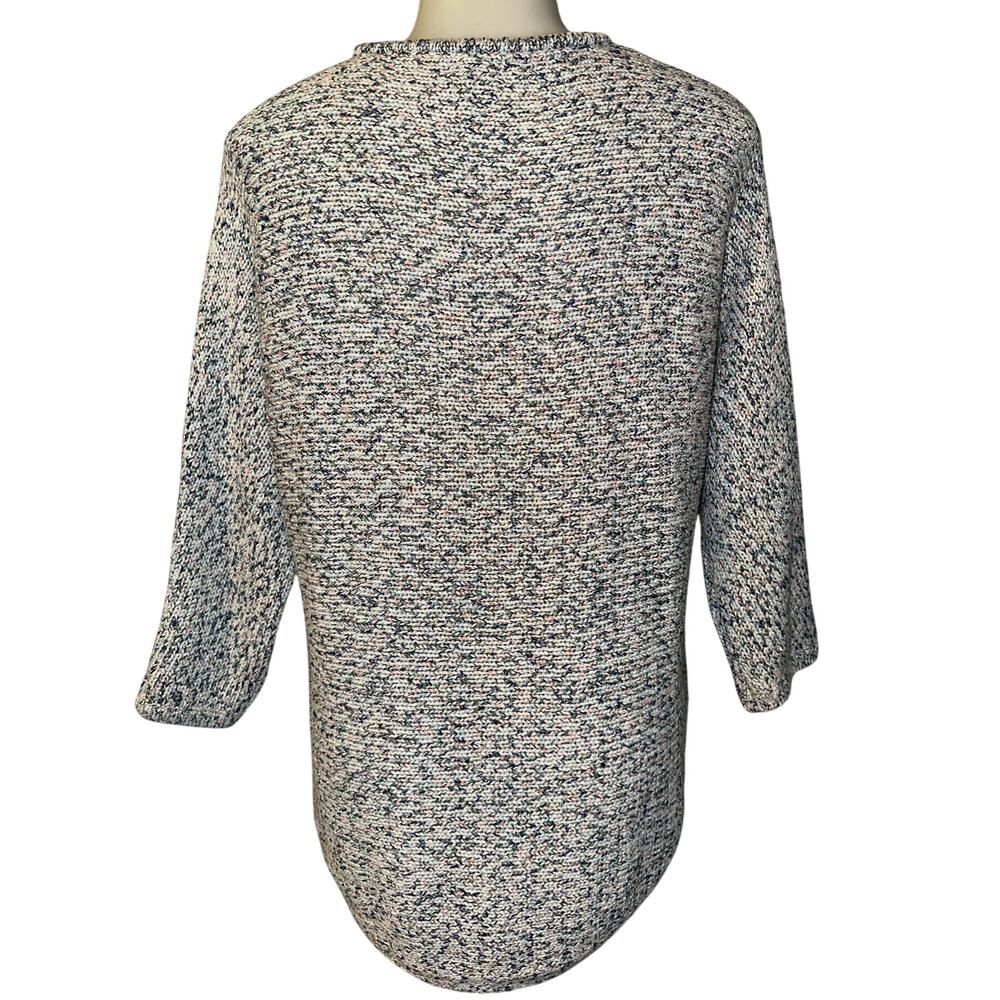 Chico’s V-Neck Pullover Sweater Size 0 US Small White Green Pink Shine Shimmer - Picture 2 of 7